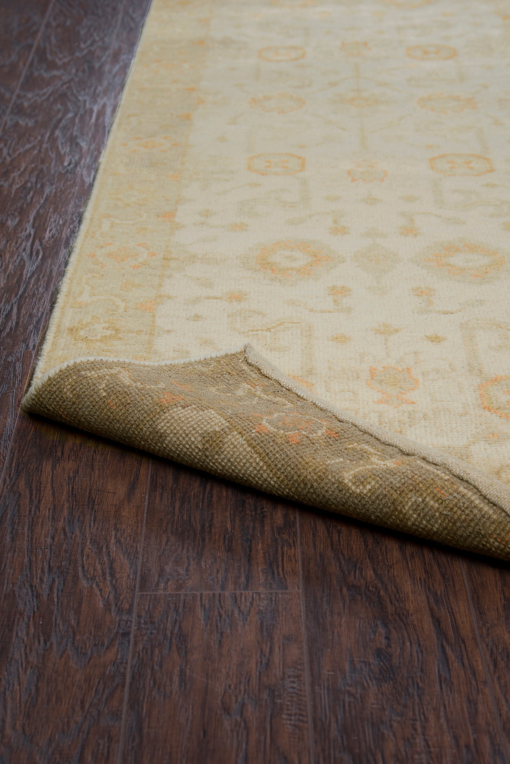 Rizzy Home Aquarius AQ8851 Ivory Border Area Rug