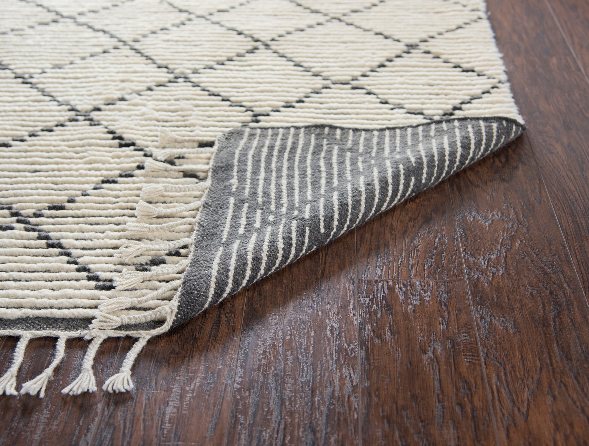 Rizzy Home Berkley BK988A Natural Dimonds/Lines Area Rug
