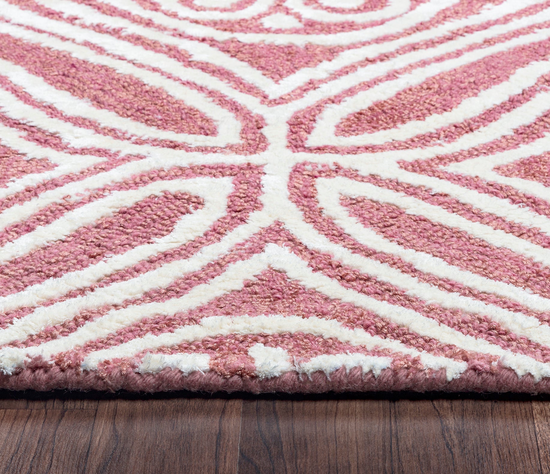 Rizzy Home Eden Harbor EH8892 Pink Trellis Area Rug