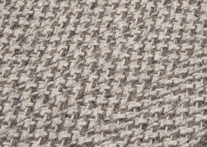 Colonial Mills Natural Wool Houndstooth HD32 Latte Modern Area Rug