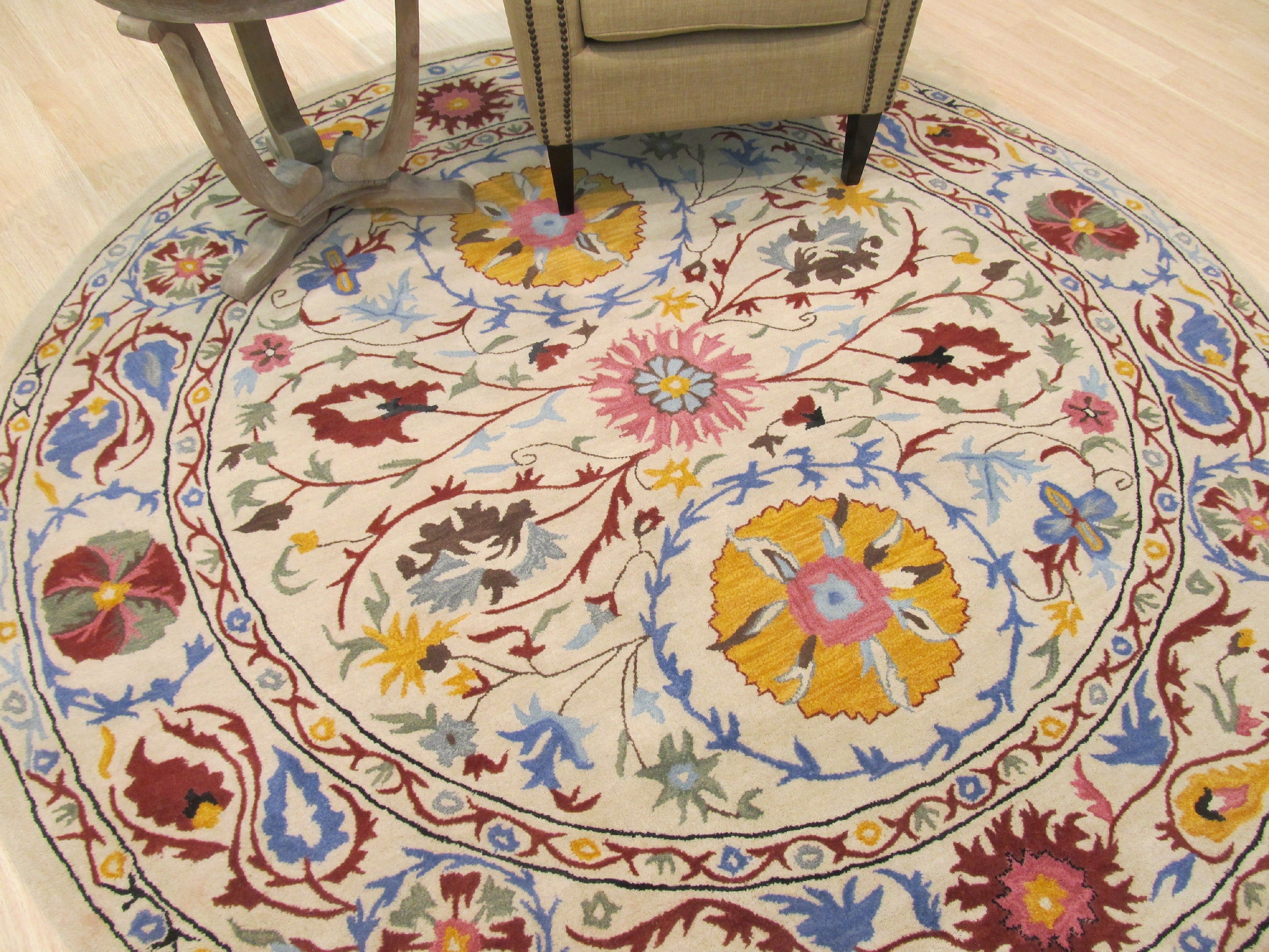 EORC Hand-tufted Wool Ivory Transitional Floral Suzani Rug
