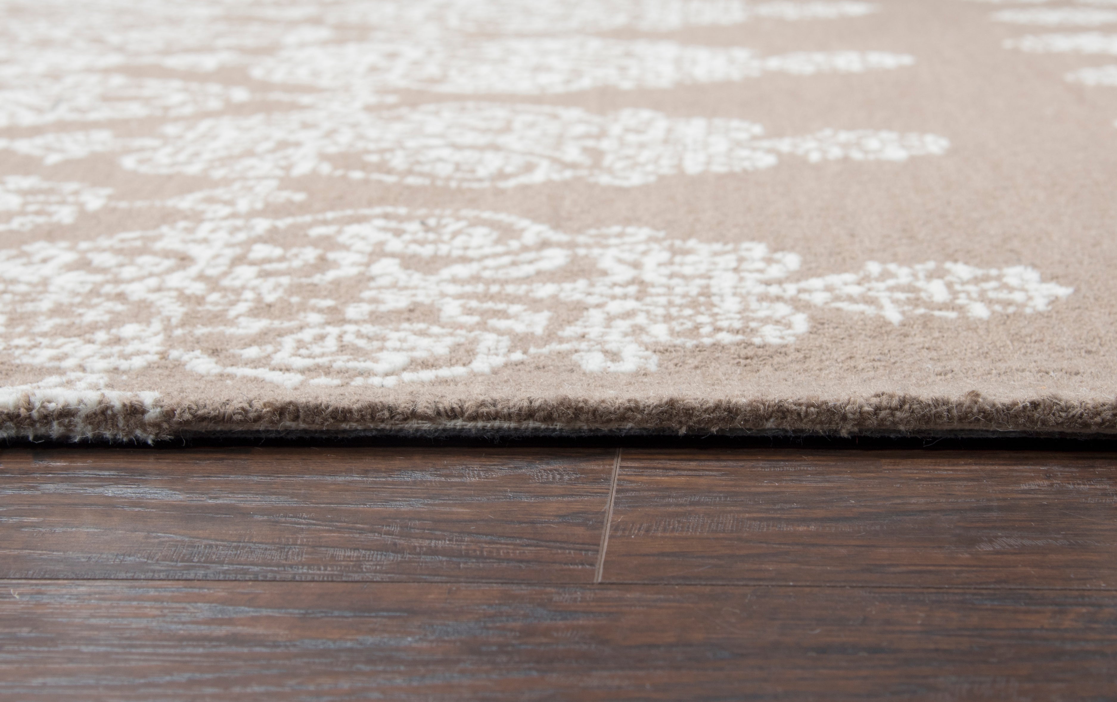 Rizzy Home Legacy LE469A Ivory Light Brown Area Rug