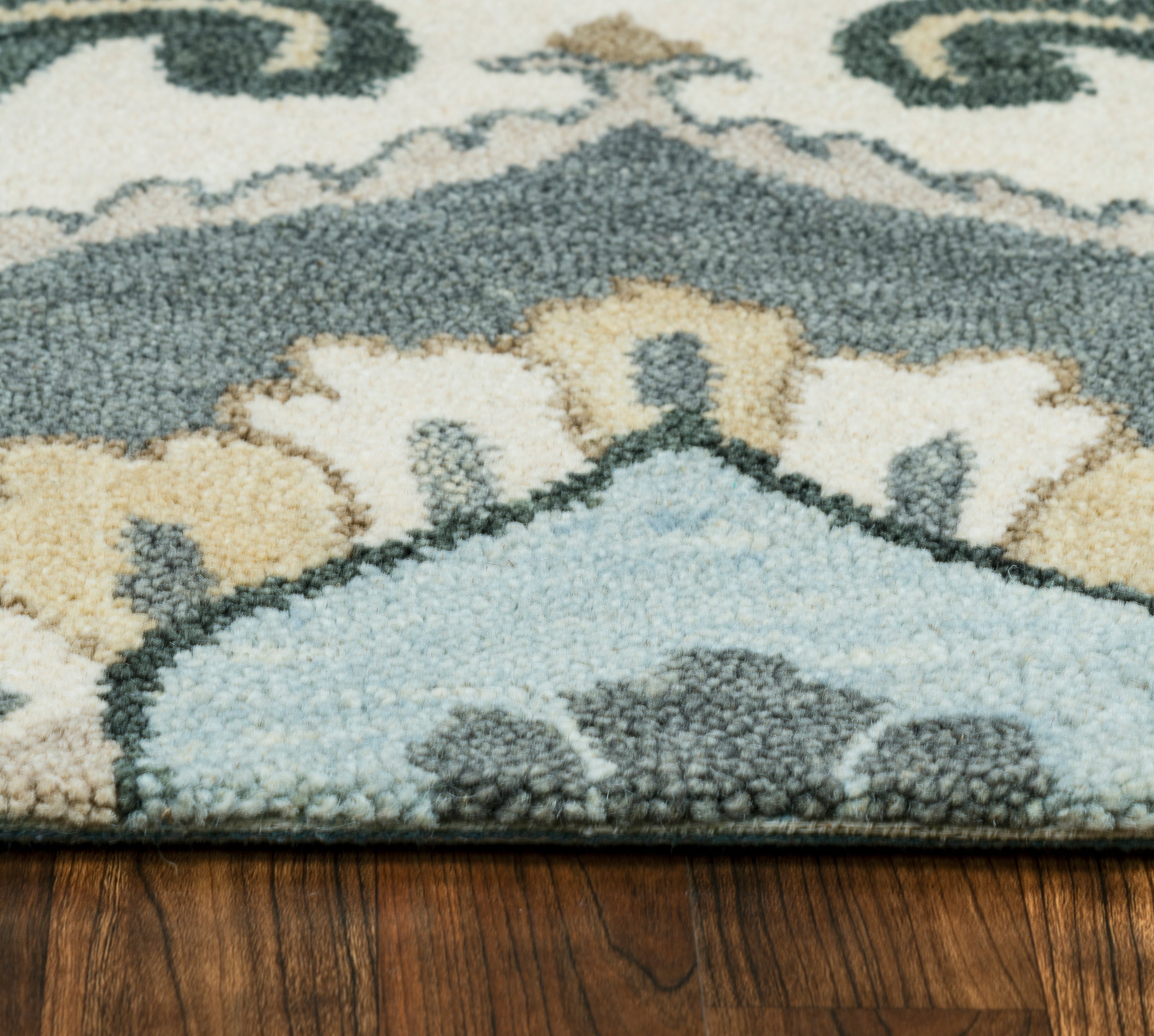 Rizzy Home Leone LO9991 Beige Medallion Area Rug
