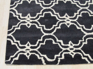 EORC Hand-tufted Wool Black Traditional Trellis Moroccan Rug
