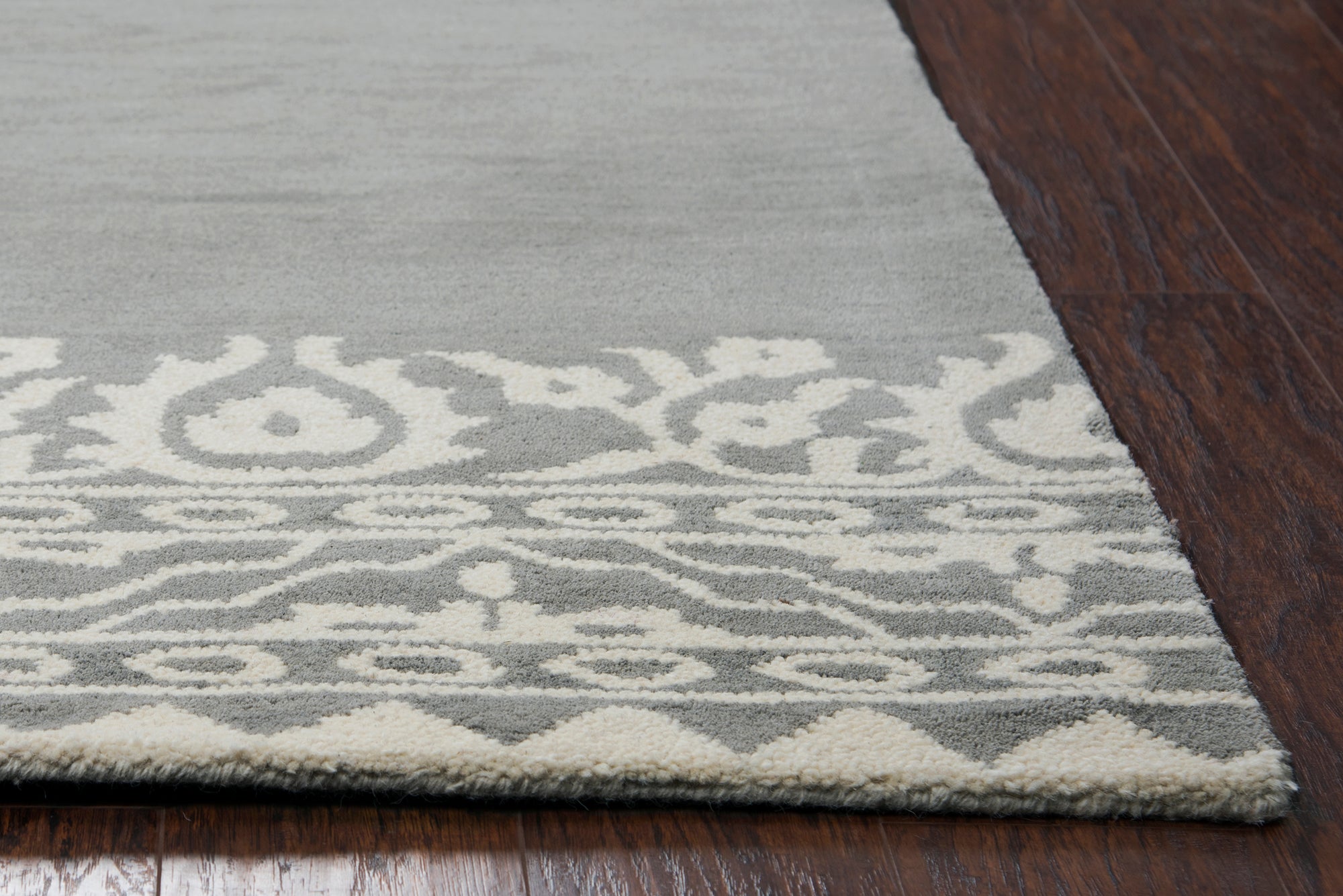 Rizzy Home Marianna Fields MF090A Gray Ornamental Area Rug