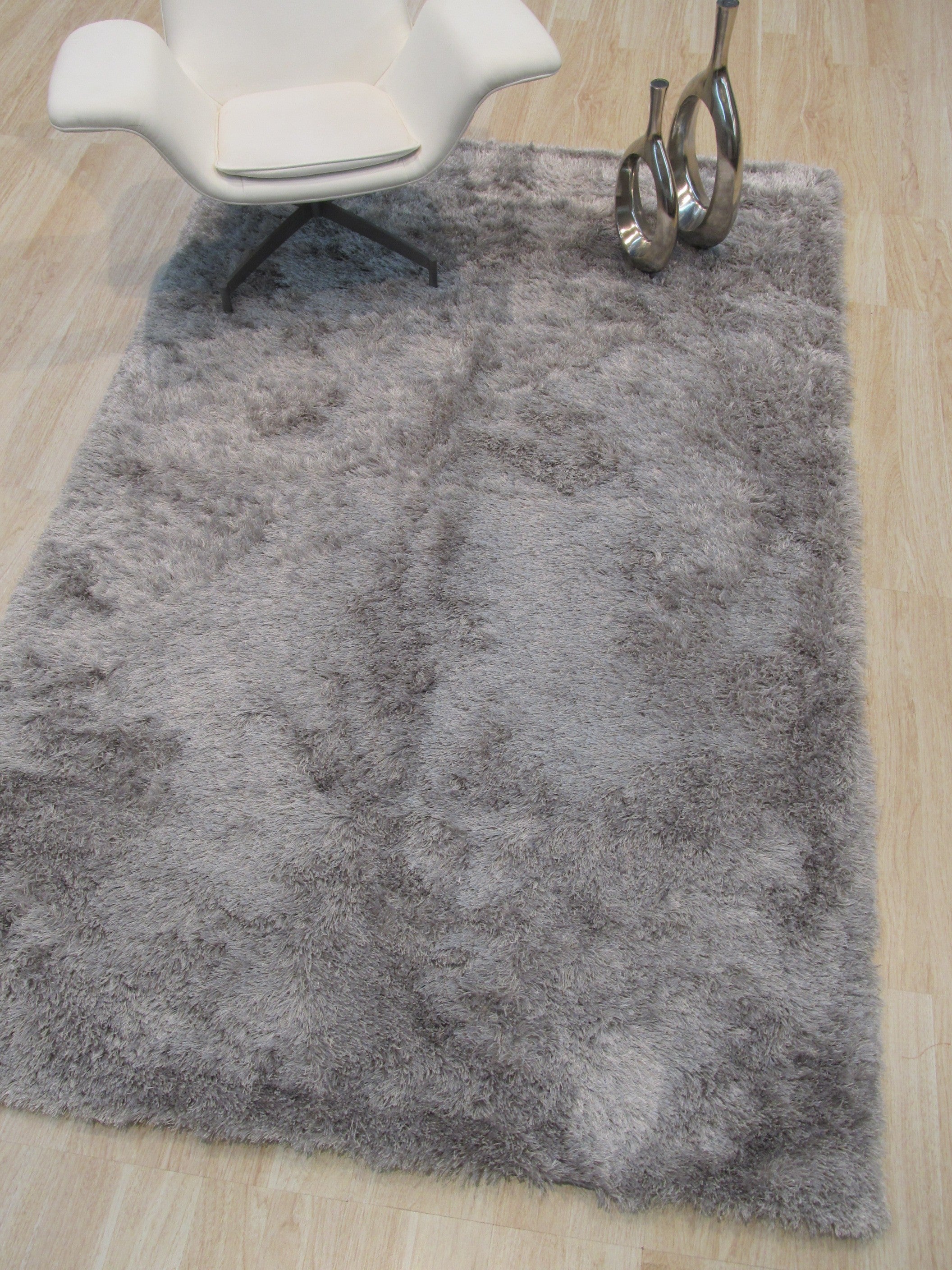 EORC Handmade Silver Solid London Shag Rug