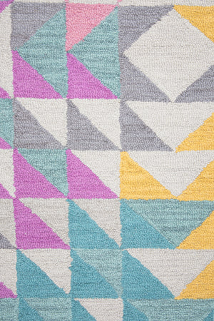 Rizzy Home Play Day PD589A Multi-Colored Triangle Geo Area Rug