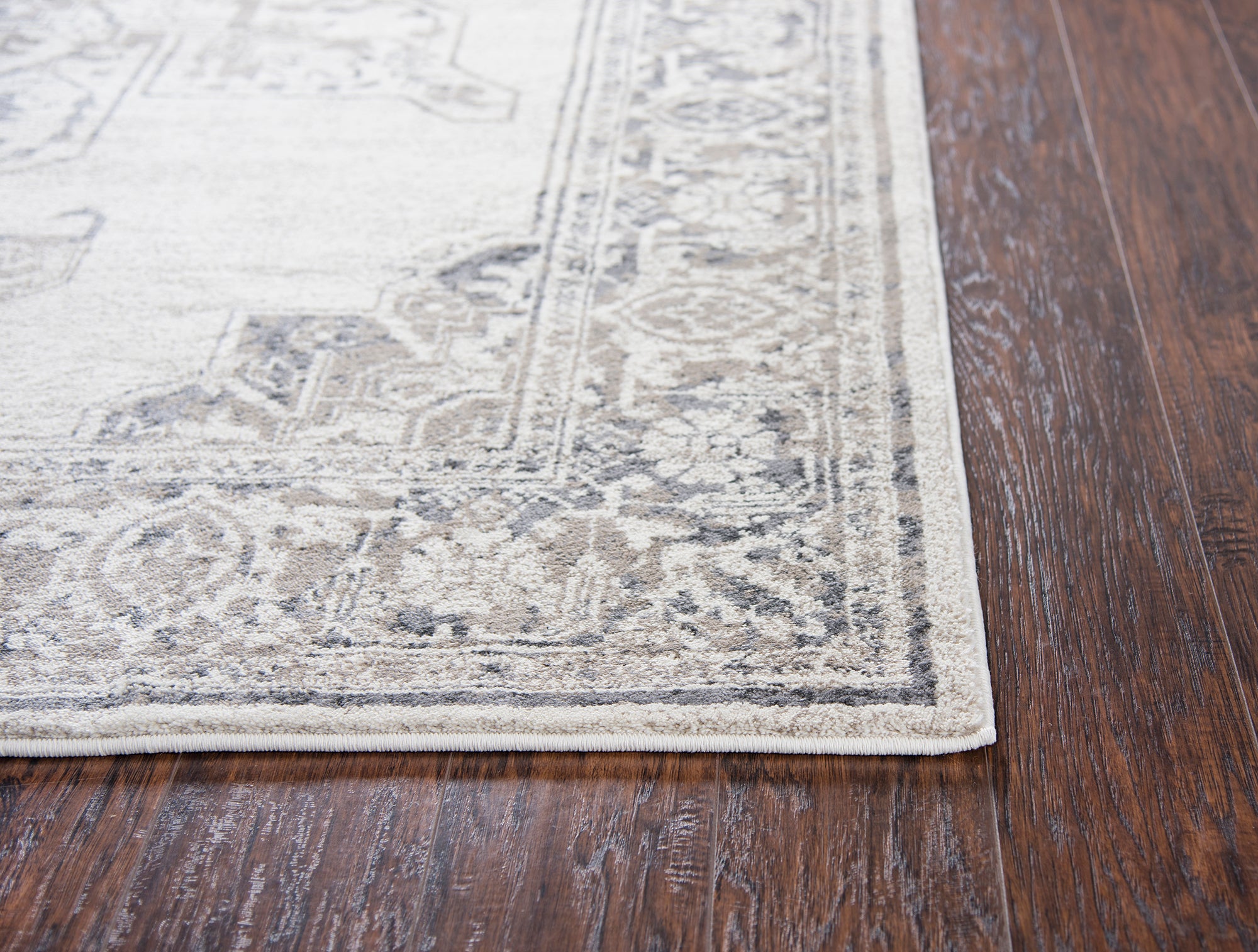 Rizzy Home Panache PN6980 Natural Central Medallion Motif Distress Area Rug