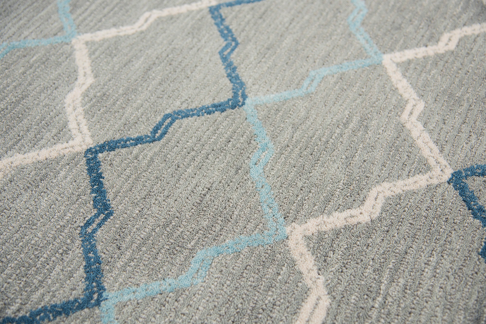 Rizzy Home Resonant RS902A Gray Geometric Area Rug