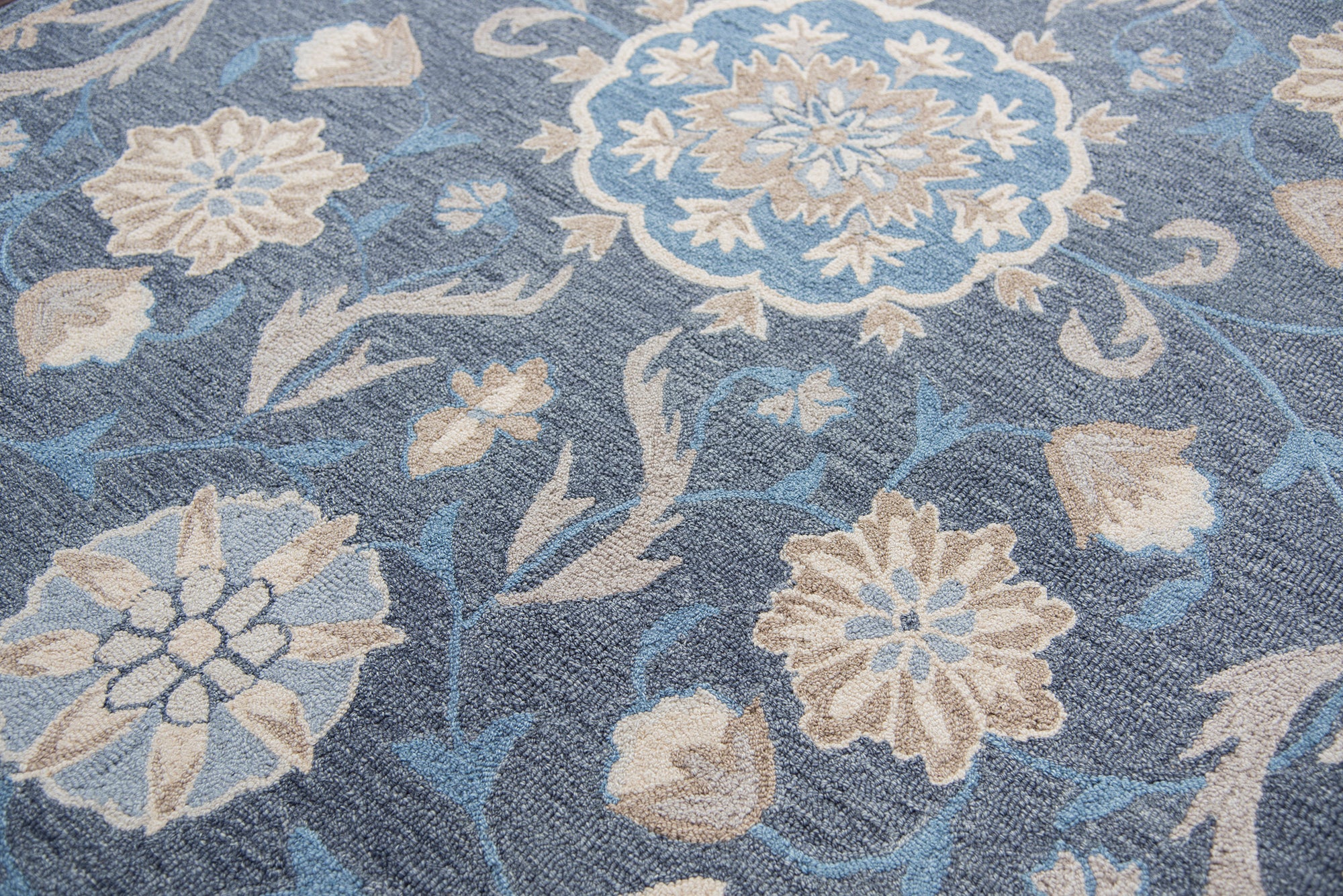Rizzy Home Resonant RS912A Coco Floral Area Rug