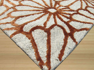 EORC Hand-tufted Wool & Viscose Beige Transitional Trellis Sunflower Rug